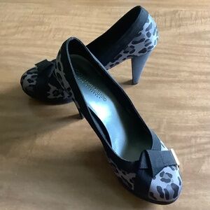 Christian Siriano leopard print high heels sz 10